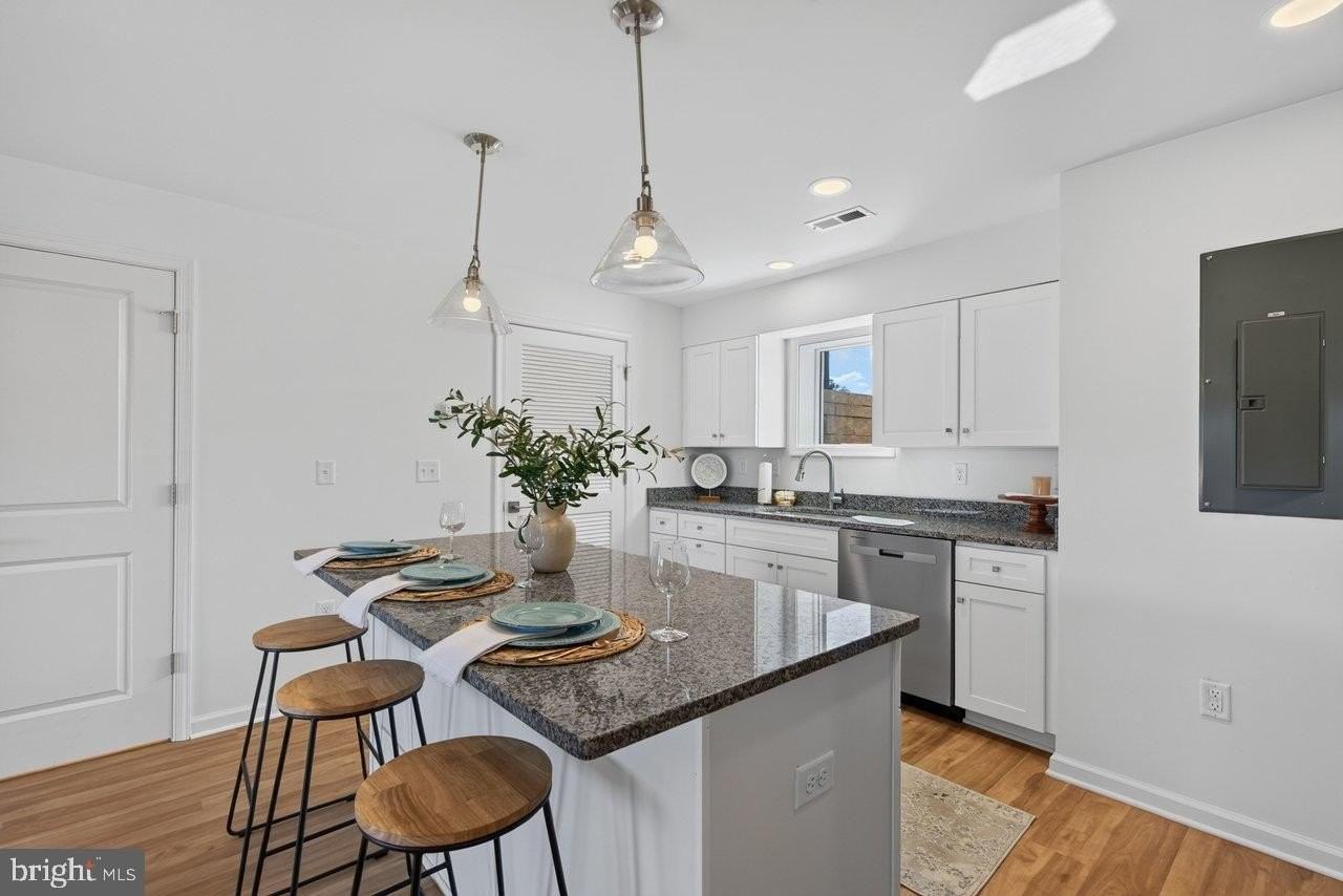972 ORCHARD RIDGE PLACE #102B - Photo 7 of 28