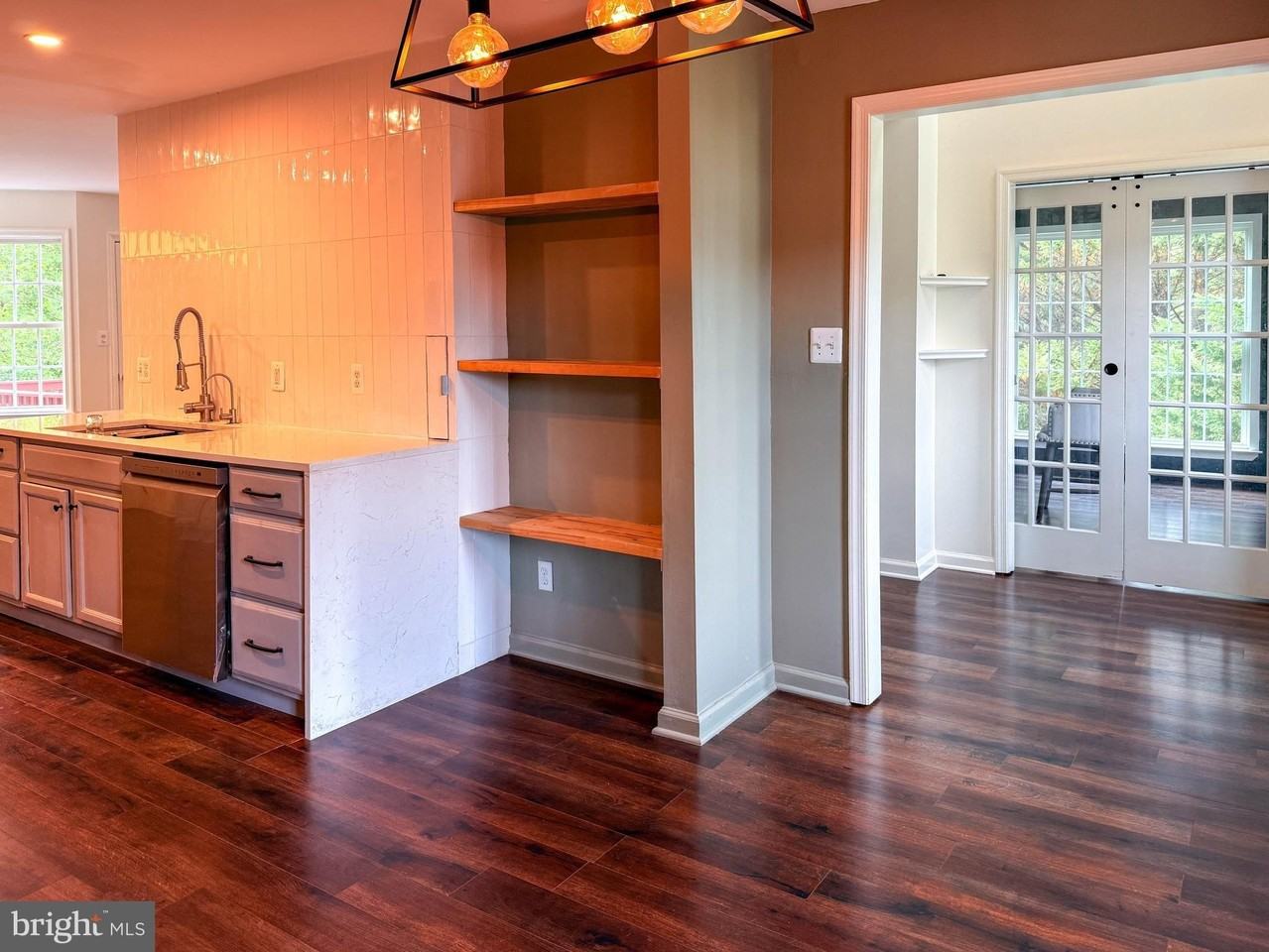 3710 Layton St - Photo 4 of 20