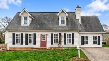 featured image of 332 Brookside Ct