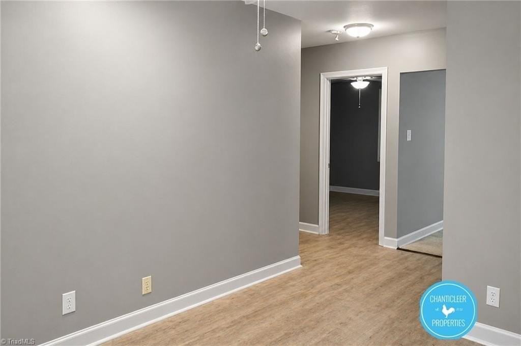 820 W 7th St - Photo 4 of 13