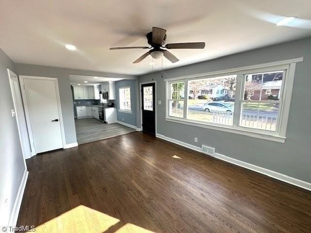 2060 K Court Ave - Photo 6 of 27