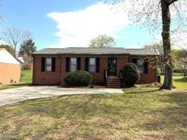 featured image of 1809 Acorn Rd
