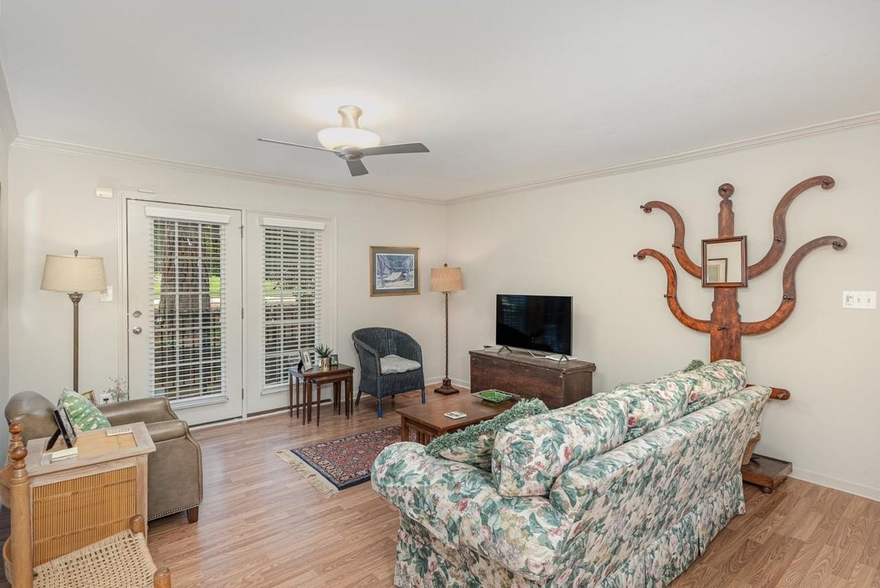 2216 Myron Dr #102 - Photo 5 of 25