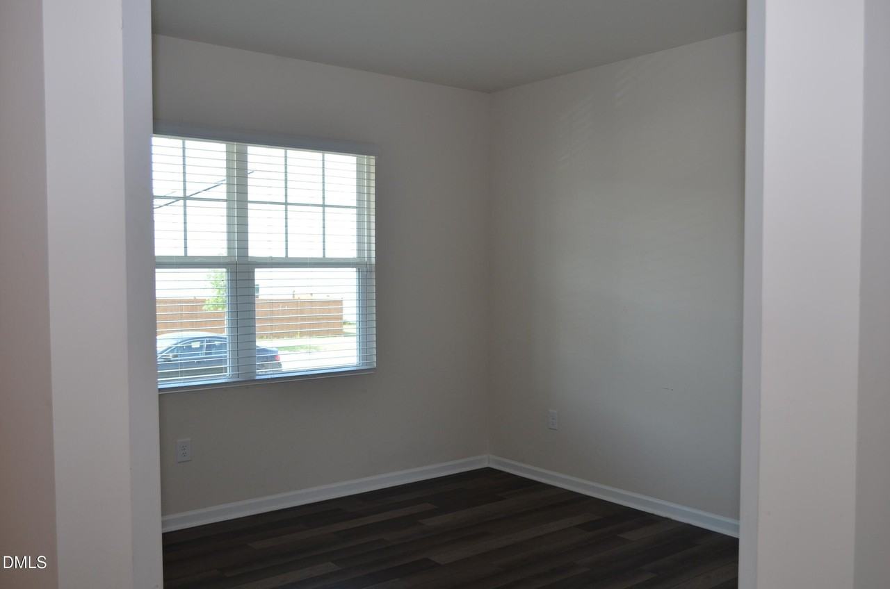 3553 Pinnacle Peak Dr - Photo 6 of 50