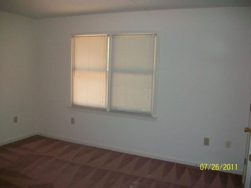 103 Calhoun St #13 - Photo 4 of 6