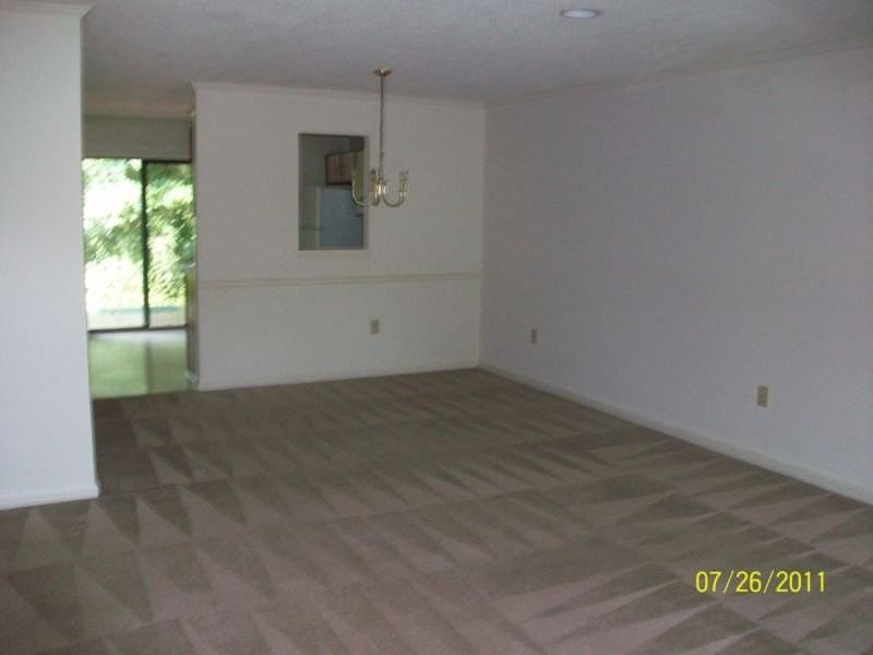 103 Calhoun St #13 - Photo 6 of 6