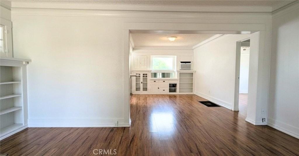 233 W I St #1 - Photo 4 of 10