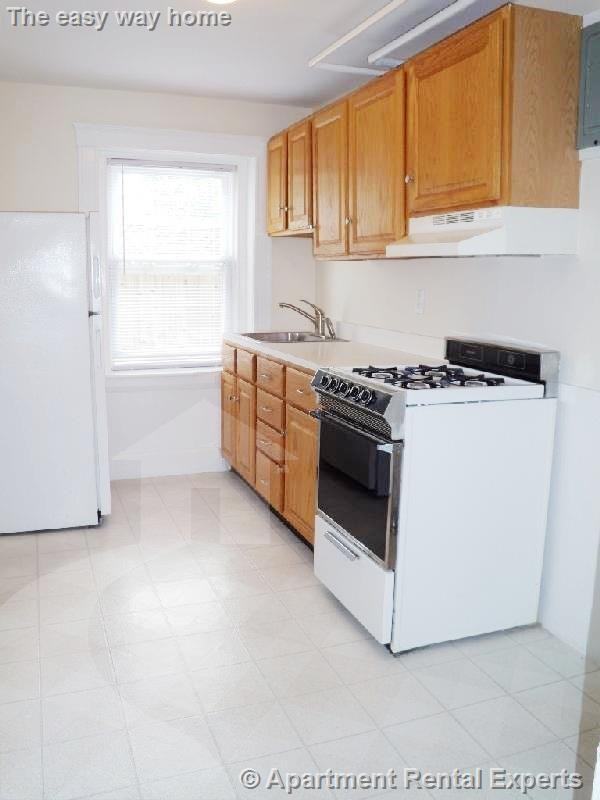 156 Summer St Apt 158 #B3 - Photo 7 of 8