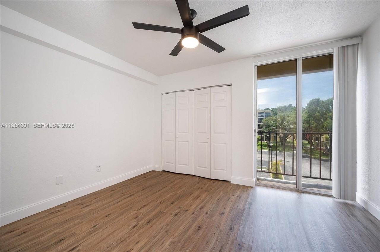 9220 Fontainebleau Blvd #202 - Photo 5 of 28