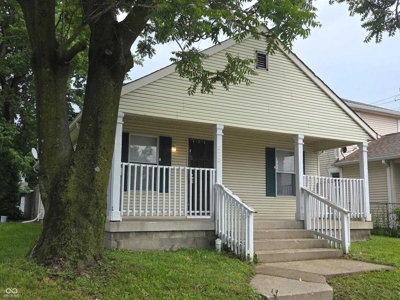 525 N Belmont Ave - Photo 2 of 18