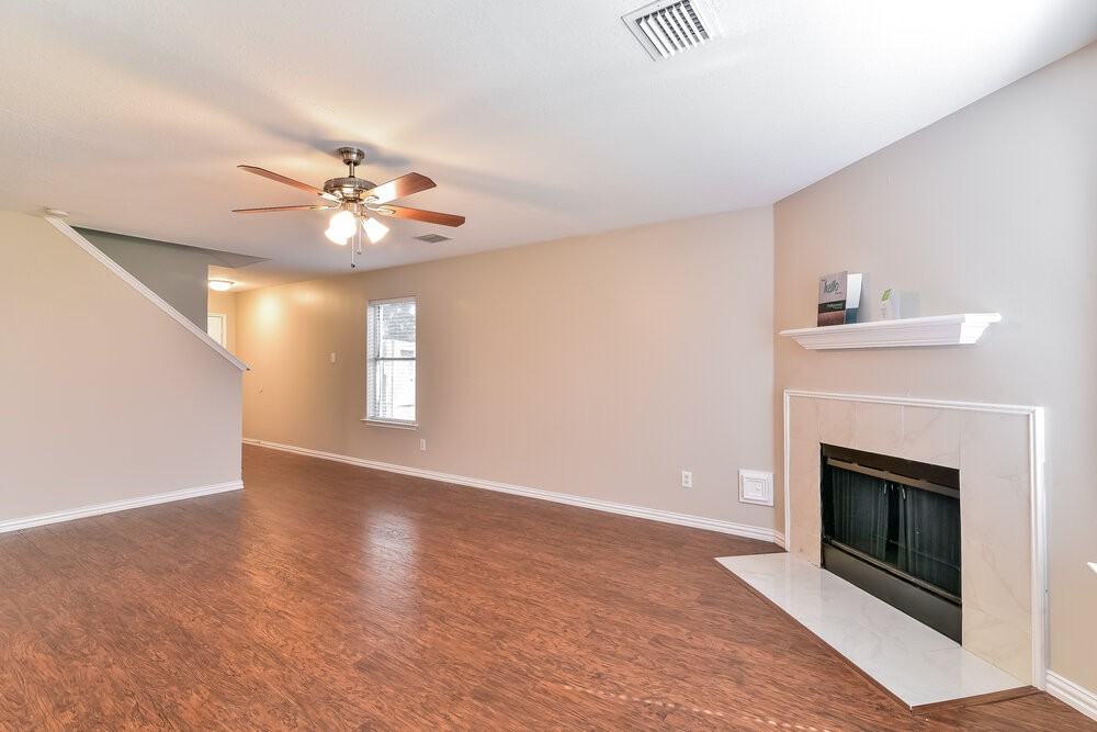 9010 Walworth Dr - Photo 2 of 16