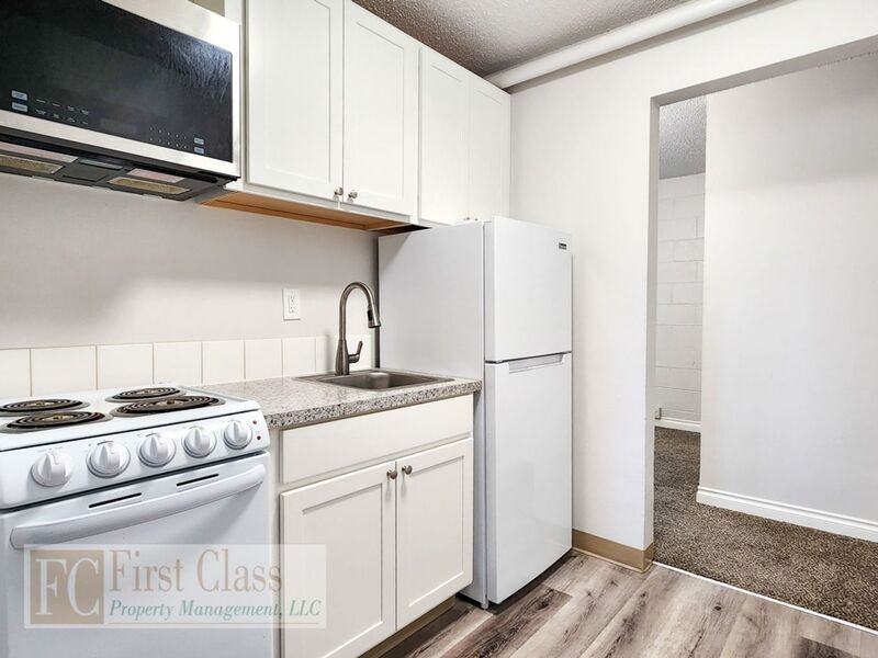 4555 Sw Erickson Ave #108 - Photo 5 of 14