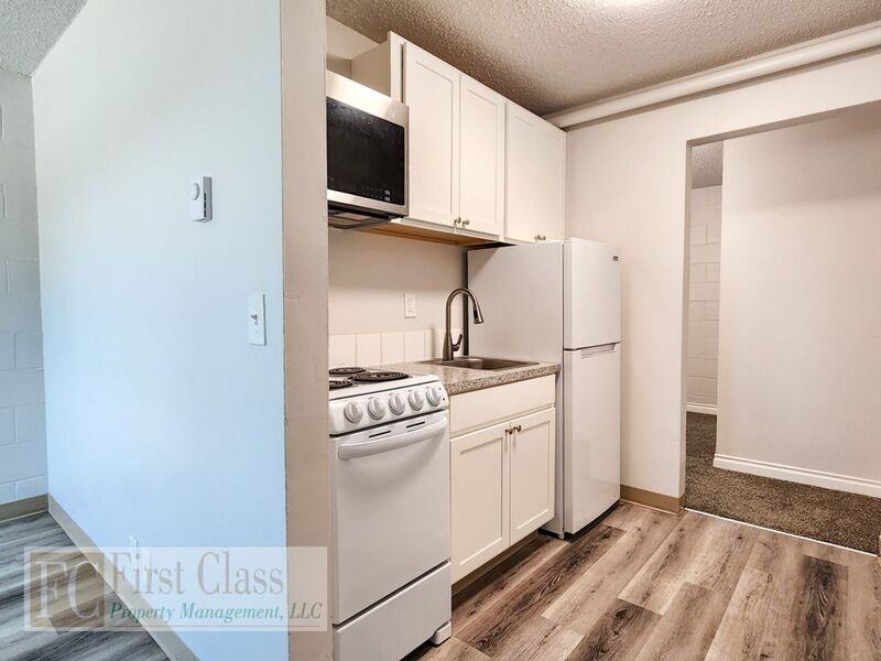 4555 Sw Erickson Ave #108 - Photo 6 of 14