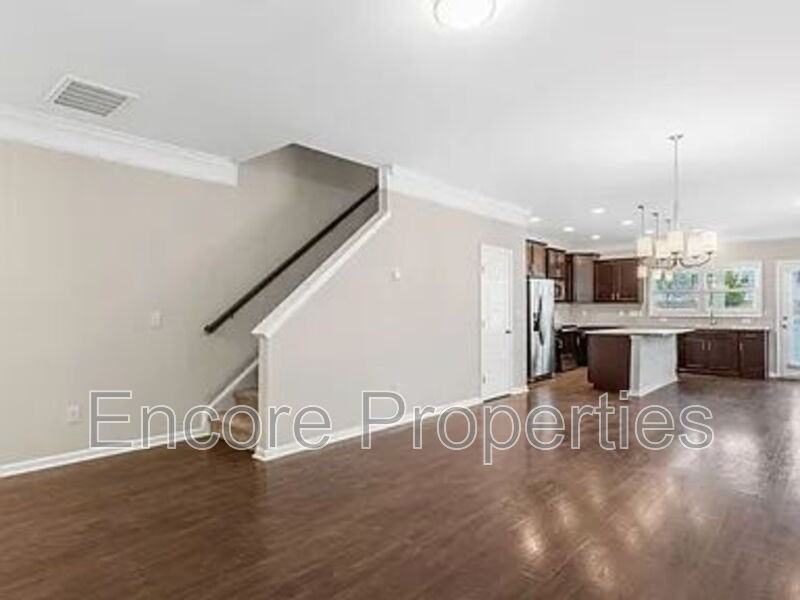 1228 Brown Velvet Ln - Photo 6 of 20