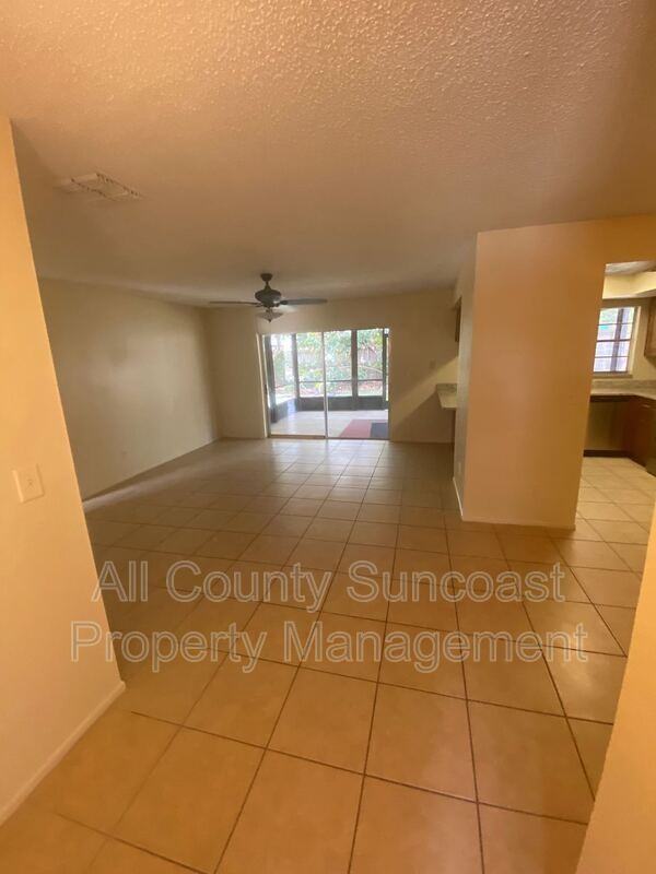 2636 Orangewood Ct - Photo 2 of 16