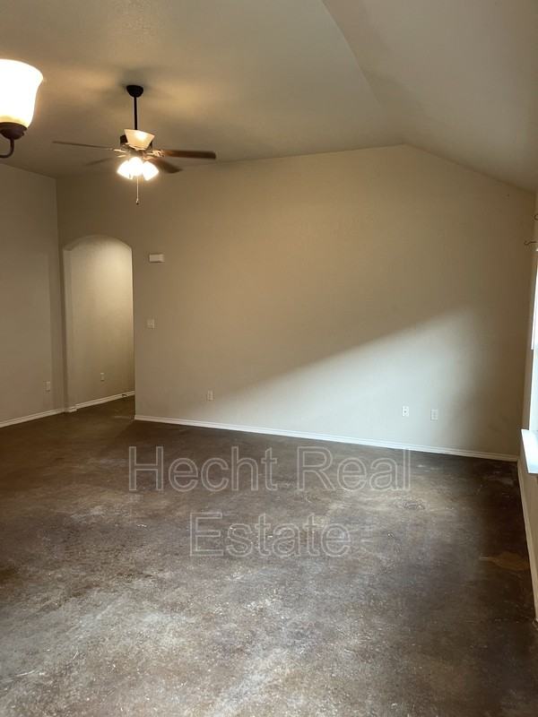 217 Kaspar Way - Photo 4 of 18