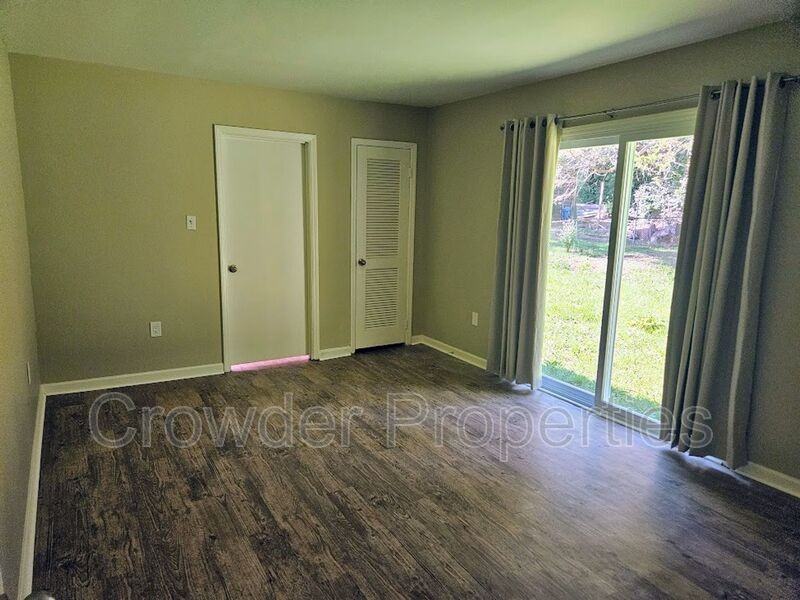 6815 Water Mill Ct - Photo 6 of 13