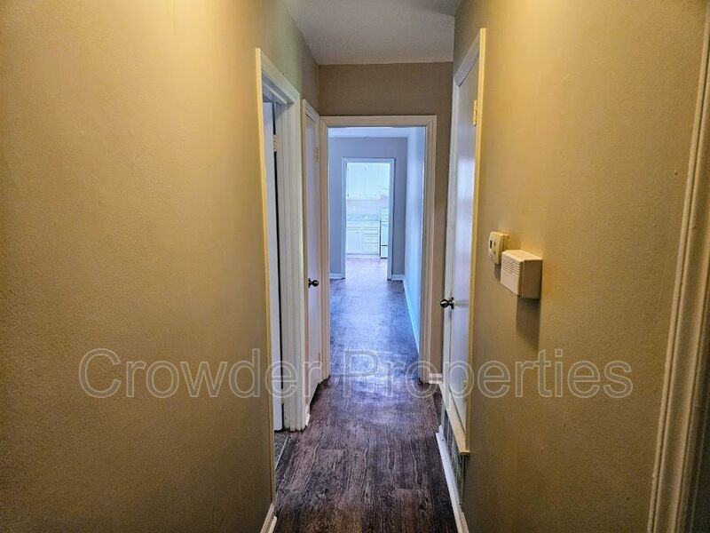 6815 Water Mill Ct - Photo 7 of 13