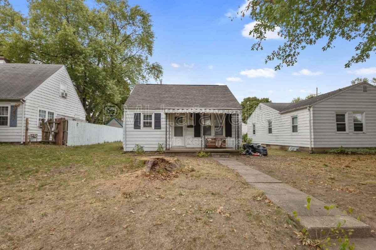 2022 Charles St - Photo 2 of 9