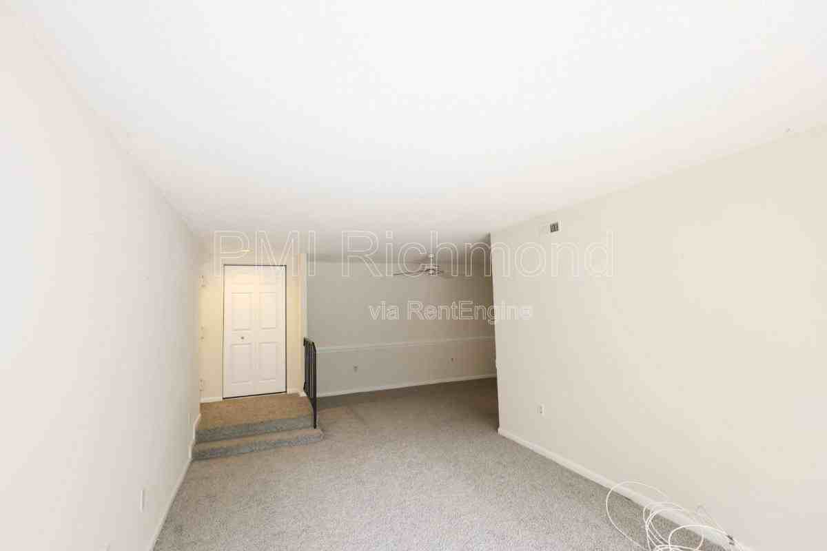 1509 Thistle Rd #104 - Photo 3 of 10