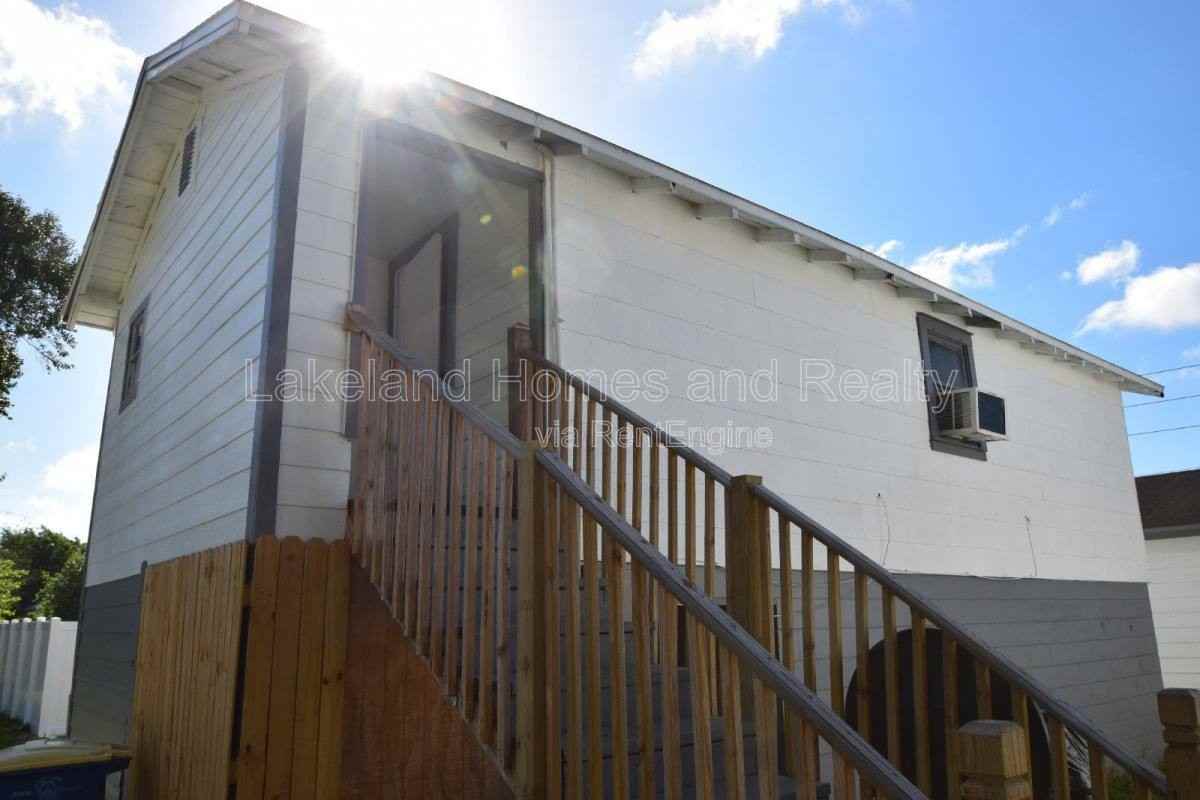1060-1 2 E Wabash St - Photo 3 of 10