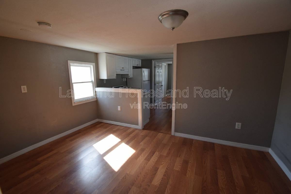1060-1 2 E Wabash St - Photo 4 of 10