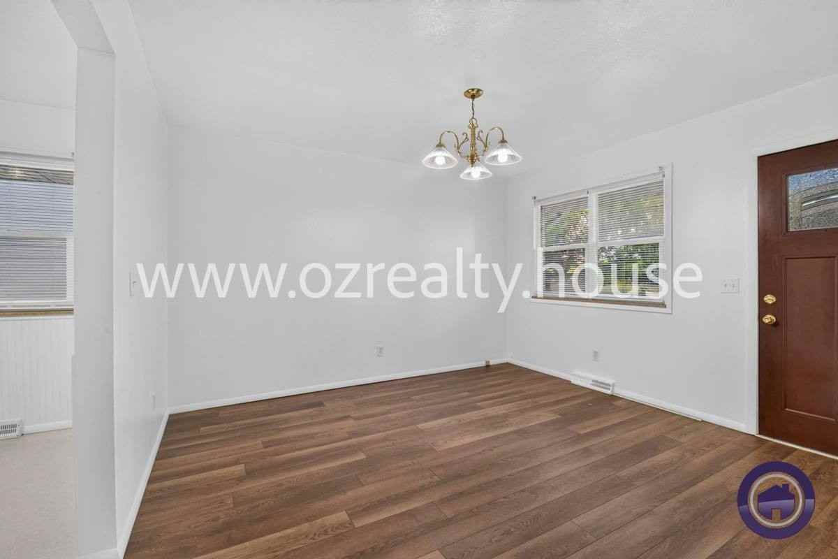 1914 Upton Ave #1 - Photo 3 of 10