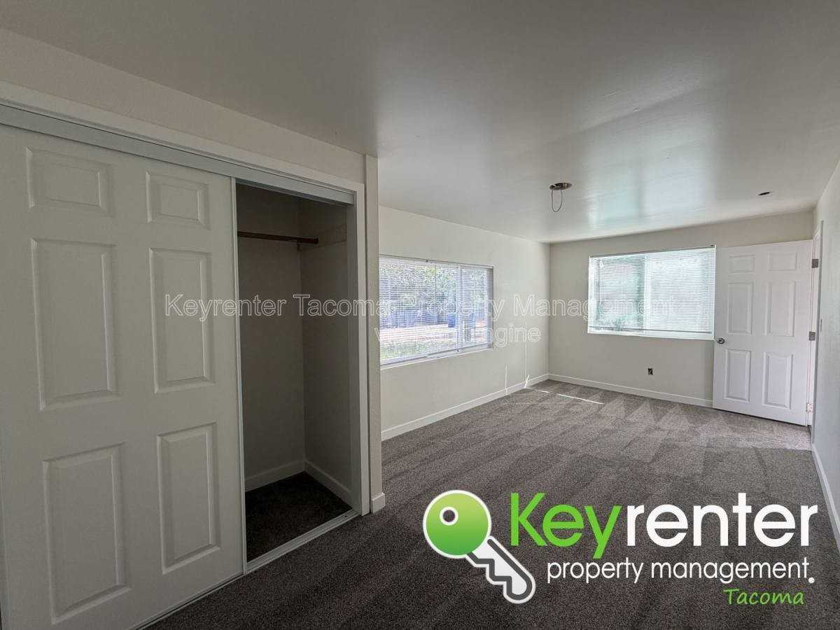 9010 Rose Rd Sw - Photo 3 of 6