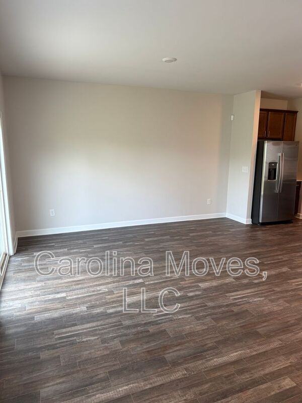 206 Telford Dr - Photo 5 of 25
