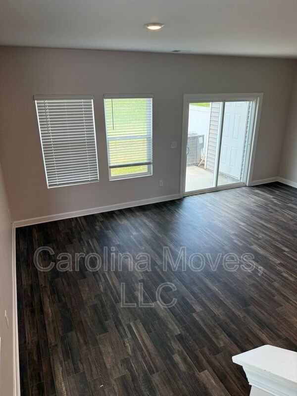 206 Telford Dr - Photo 7 of 25