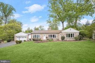 11 Seminole Ave - Photo 1 of 1