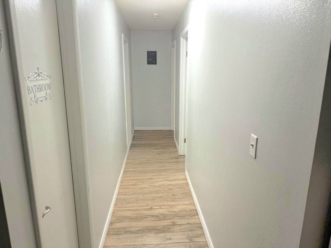 2466 44th Ave - Photo 4 of 8