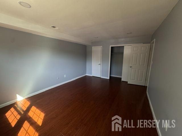 332 College Dr - Photo 4 of 12