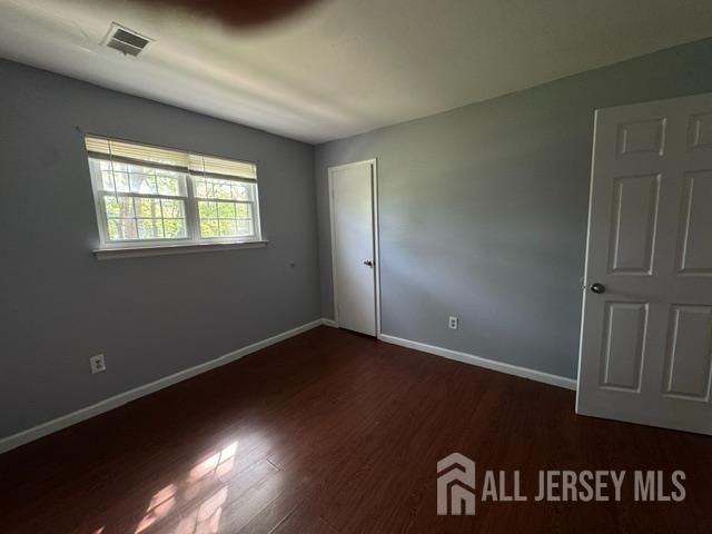 332 College Dr - Photo 5 of 12
