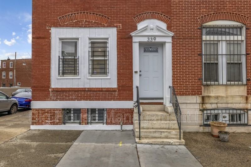 339 E 25th St #3 - Photo 2 of 20