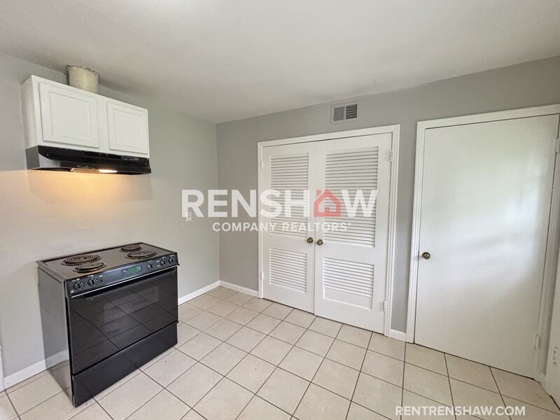 828 Harvey Cv - Photo 6 of 21