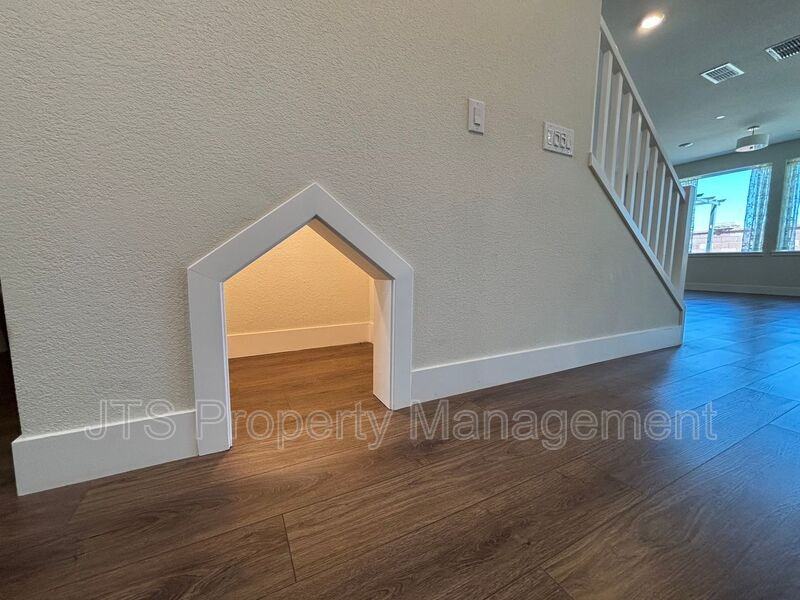 12086 Mircado Way - Photo 7 of 27