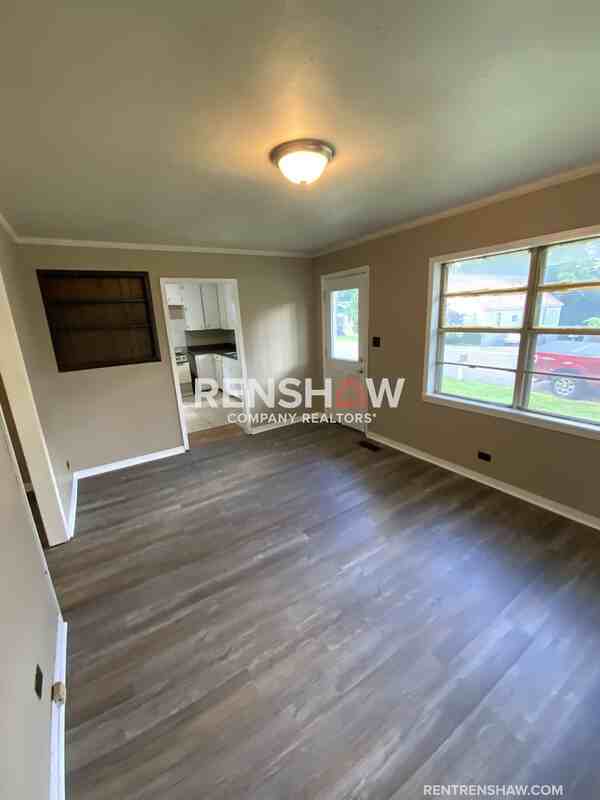 1528 Ewell Ave - Photo 2 of 13