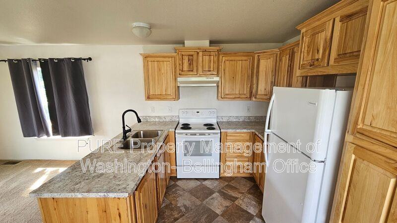 13179 Wilson Dr - Photo 5 of 16
