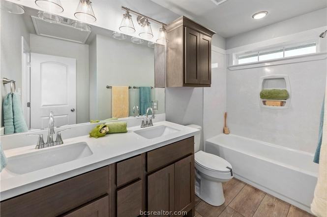 1311 Mcqueeny Dr #NA - Photo 6 of 8