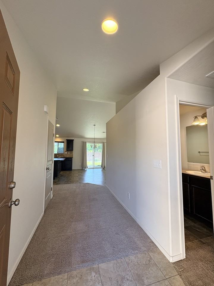 3504 W 10th Ct #NA - Photo 6 of 18