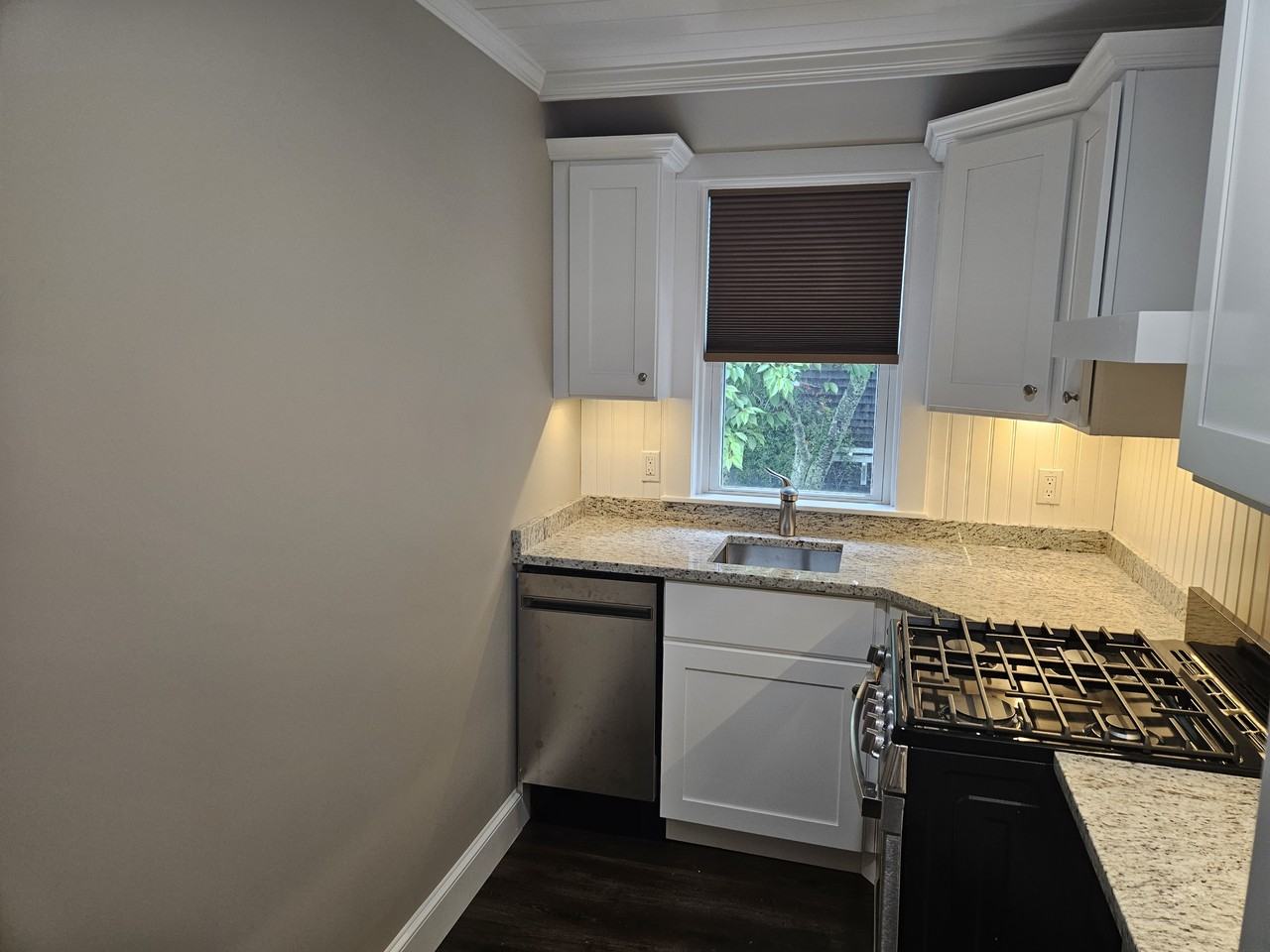 9 Cleveland St - Photo 3 of 18