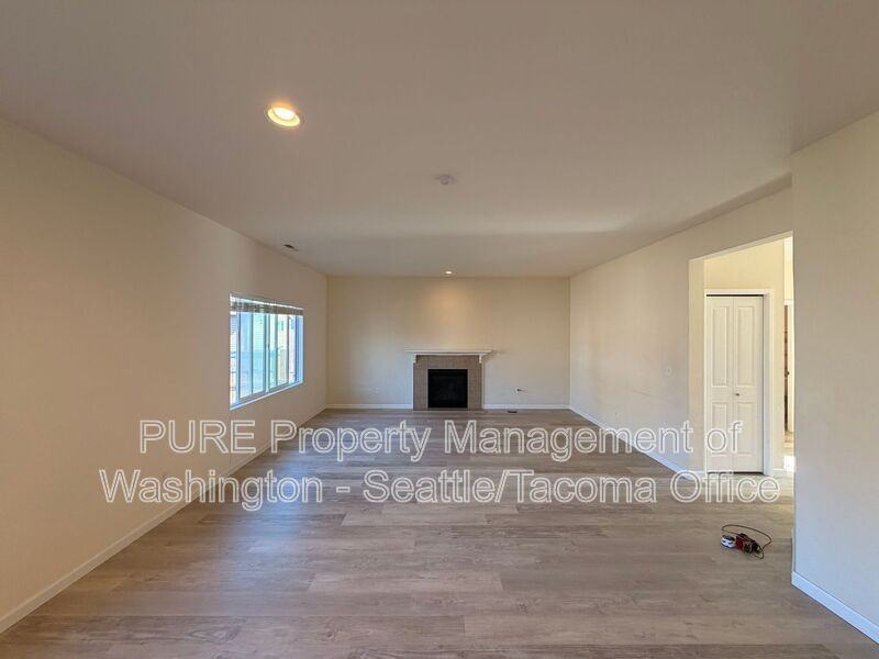 18224 72nd Ave E - Photo 5 of 21
