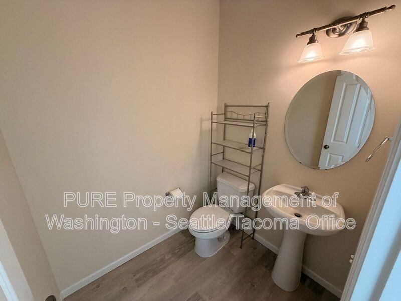 18224 72nd Ave E - Photo 7 of 21