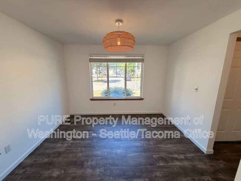 804 28th Ave Se - Photo 3 of 20