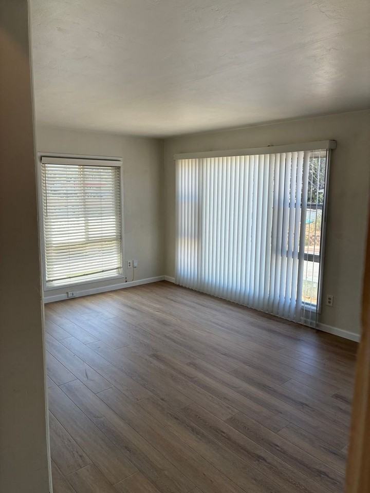 4154 Vista Grande Dr - Photo 2 of 34