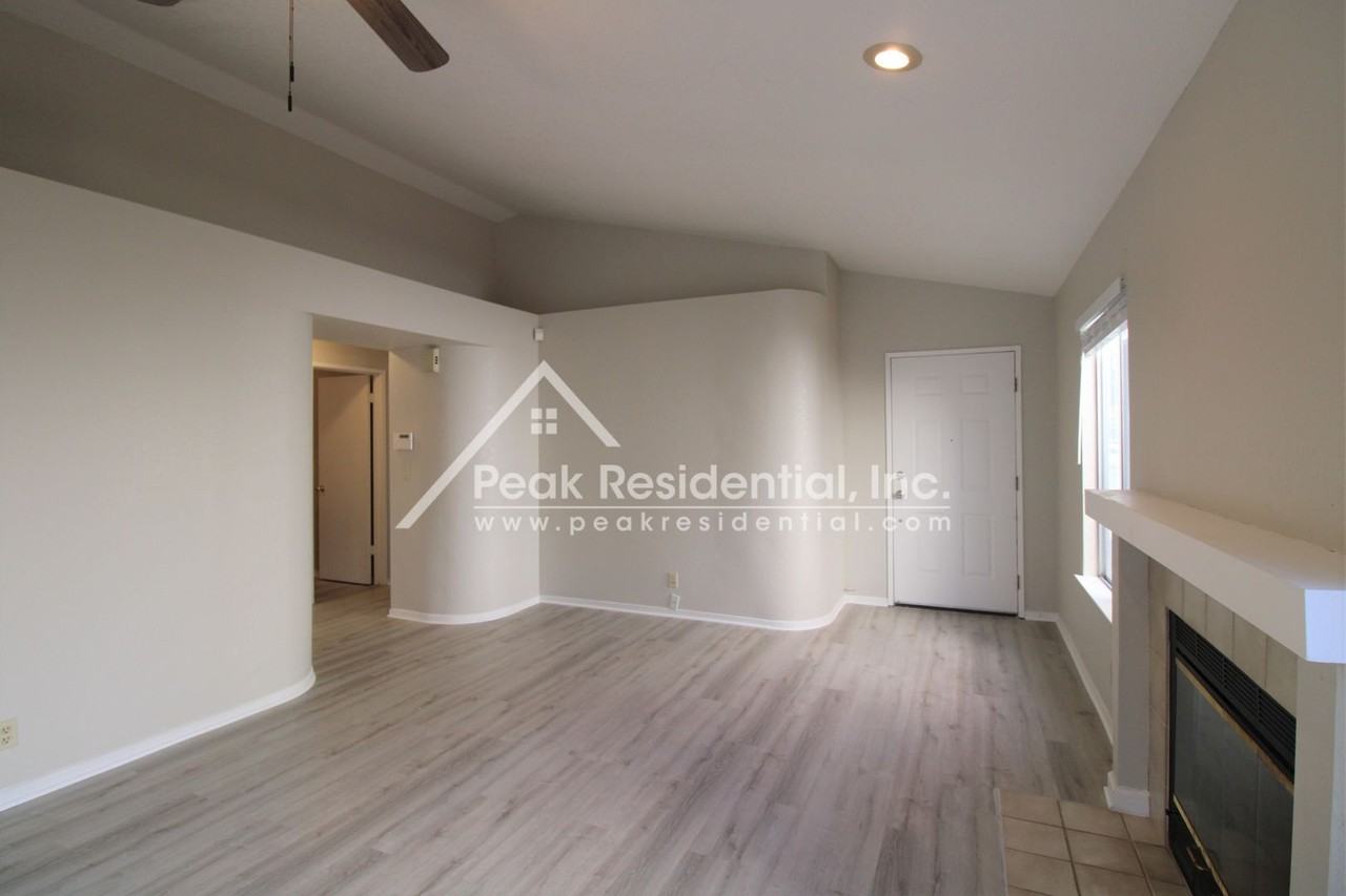 4780 Camino Royale Dr - Photo 5 of 23