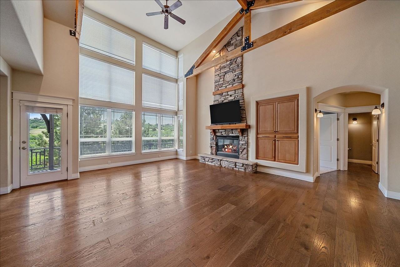 6265 Diamond Ridge Pkwy - Photo 3 of 50