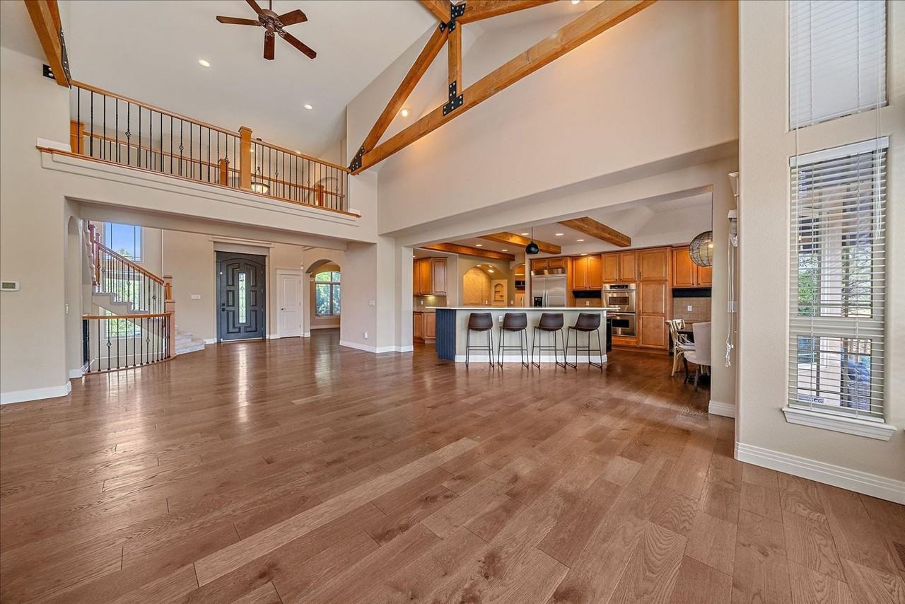 6265 Diamond Ridge Pkwy - Photo 5 of 50
