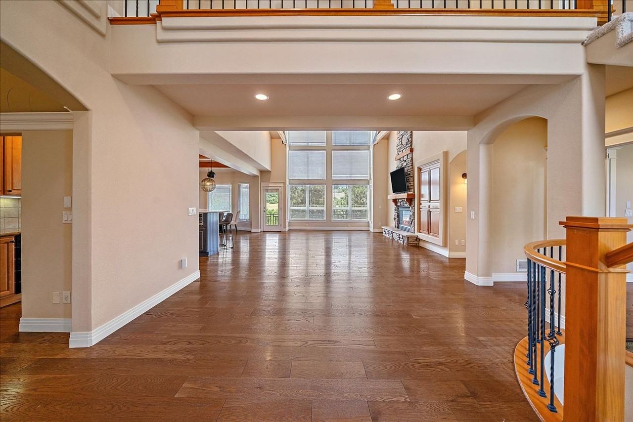 6265 Diamond Ridge Pkwy - Photo 6 of 50